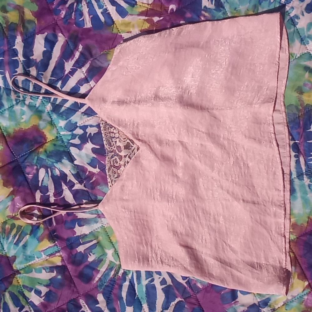 Lulu's crop tank